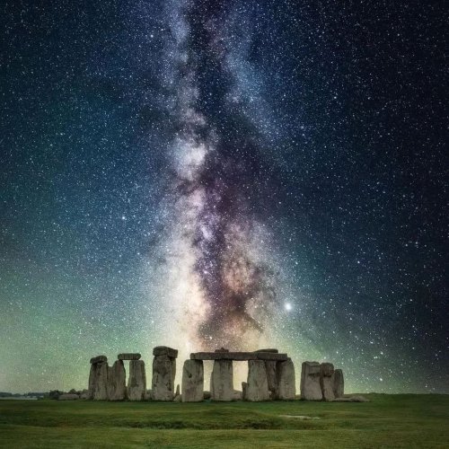  پادکستSleepy head (Relaxing sleep music with delta waves)