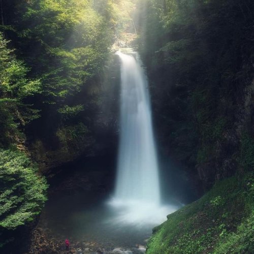  پادکستموزیک آرامش بخش با صدای آب