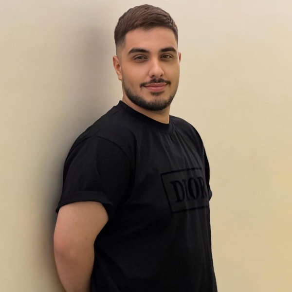 Aron Afshar