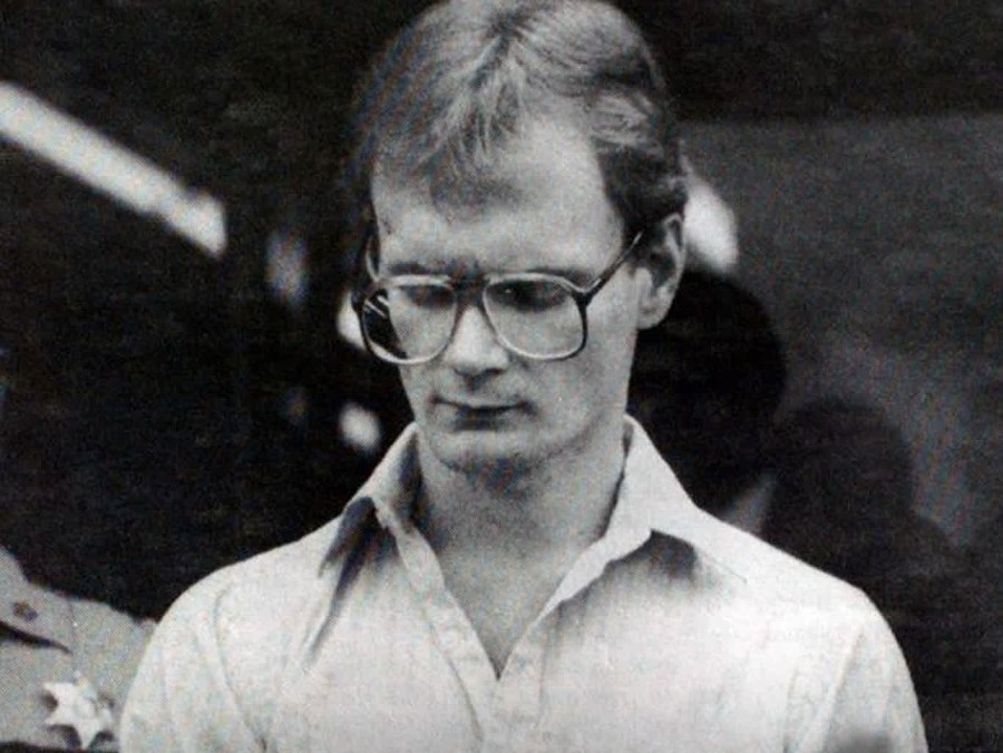  پادکست مردگان حرف نمی‌زنند